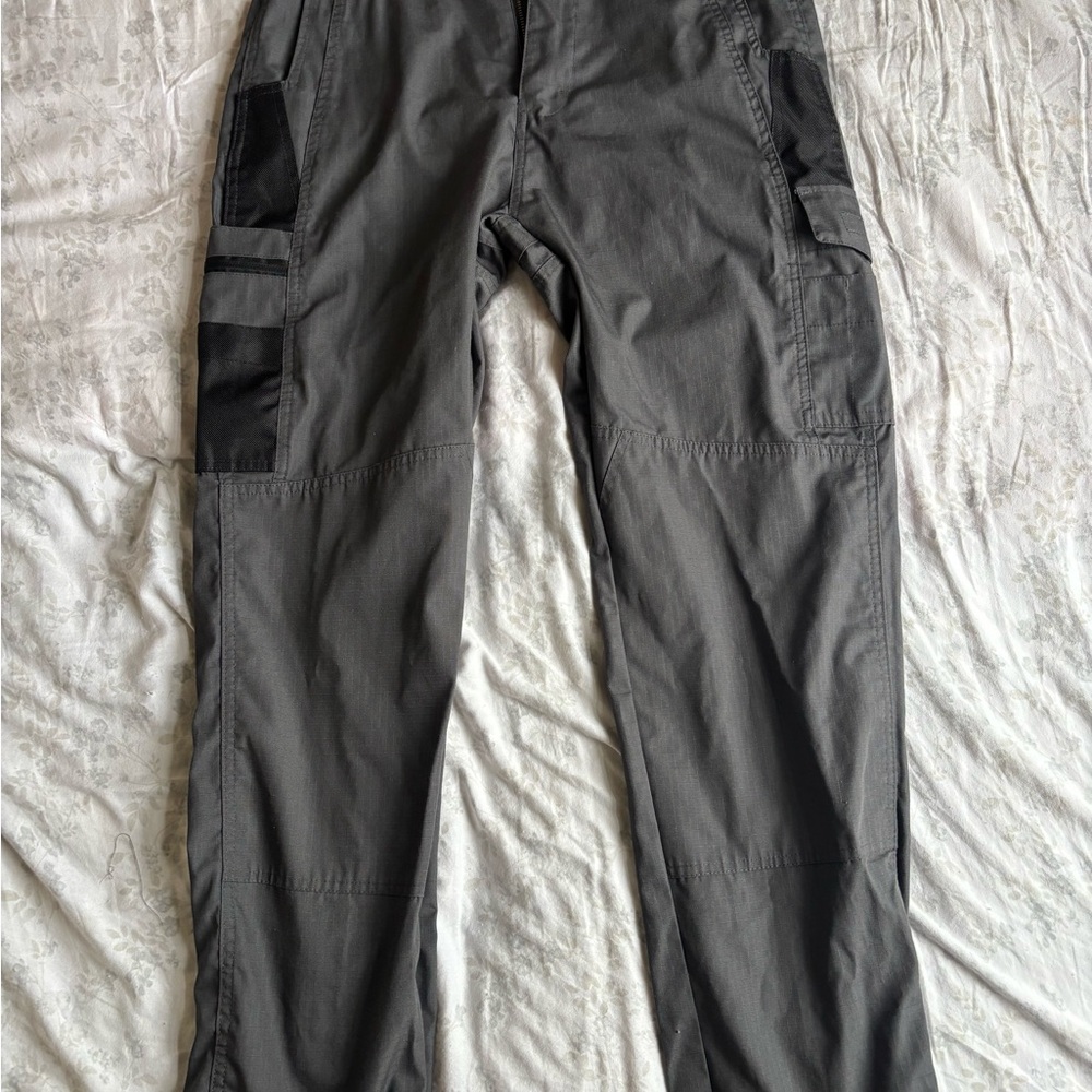 Outdoor Tactics Men's Charcoal Cargo Tactical Pants Size Medium
